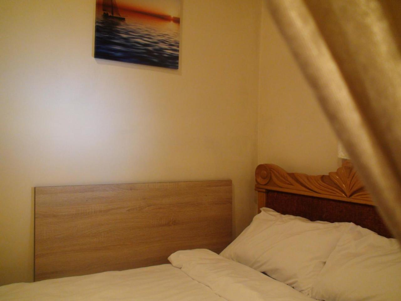 Comfort Hostel เยเรวาน ภายนอก รูปภาพ